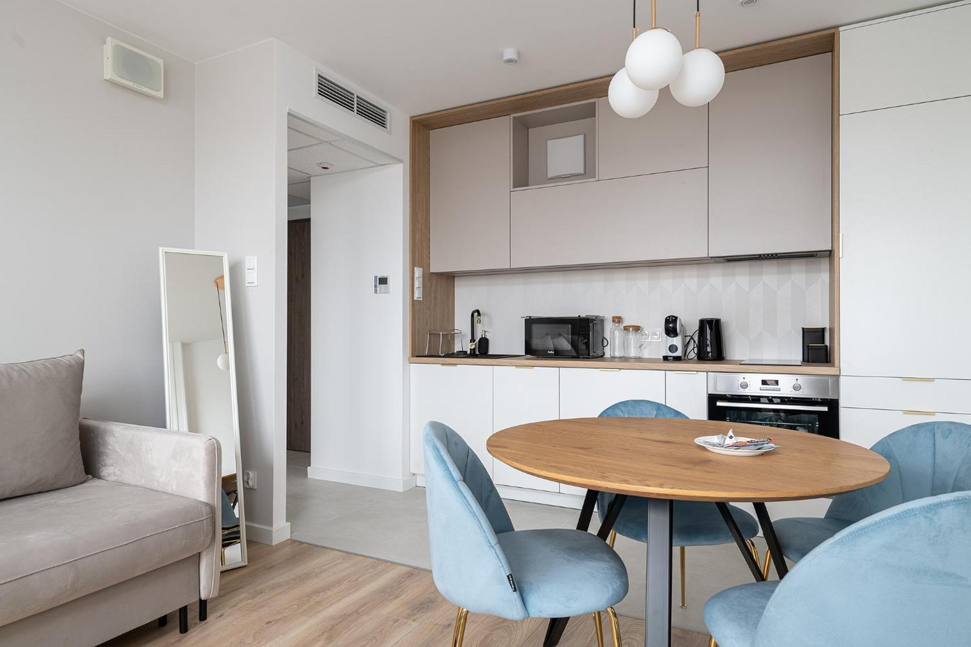 Rentplanet - Apartamenty Pileckiego Varsovia Exterior foto